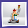 ASTERIX & OBELIX - Obélix pile de casques - Figurine 30cm